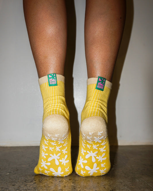 GET A GRIP in Classic Butter Yellow